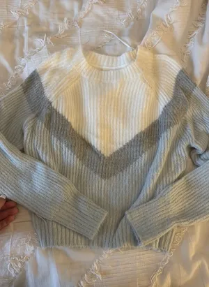 LA Hearts Sweater thumbnail 1