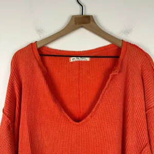 We‎ The Free Buttercup Thermal In Talking Roses Oversized Shirt Sz M thumbnail 4