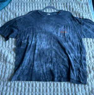 Billabong t shirt  thumbnail 1