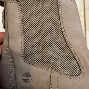 Timberland Women's Taupe Ankle Boots thumbnail 3