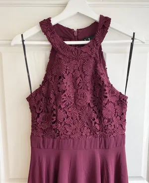 Lulu’s picture perfect burgundy lace maxi dress thumbnail 7