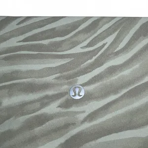 NWOT! Lululemon Athletica Align Short 8" Le Tigre Camo Green Fern Multi Size 2 thumbnail 6