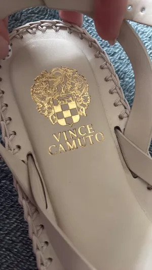 Vince Camuto Sandals thumbnail 4