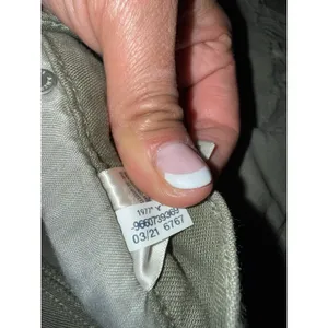 American Eagle Sz 4 Green Denim Distressed Highest Rise Mom Short Frayed‎ thumbnail 3