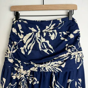 NWT ZARA Floral Tropical Printed Midi Skirt Sz Small Pleated Side Slit thumbnail 13