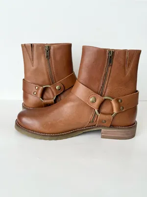 Frye VERONICA flex leather harness ankle boots NEW 9.5 thumbnail 8