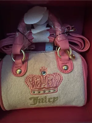Juicy Couture Lovers Club Pink 2 piece Satchel Set Bowler with Mini Coquette Bow thumbnail 3