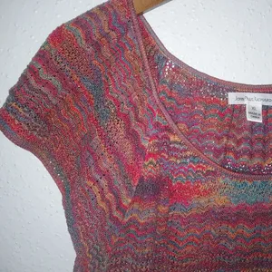 John Paul Richard XL Knit Capped Sleeve Flame Stitch Red Top thumbnail 4