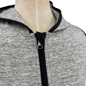 Lululemon Insculpt‎ Reversible Hooded Vest Gray Black Athletic Running Size 6 thumbnail 3