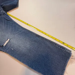 Old Navy Mid-Rise Medium Rinse Boyfriend Denim Distressed Raw Hem Jeans Plus 18 thumbnail 9