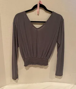 PST Los Angeles Gray Cropped Scrunchie Top Size M thumbnail 2