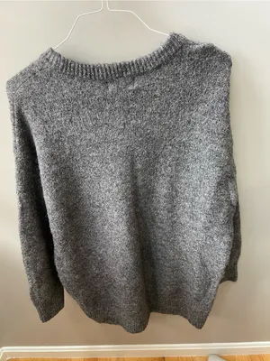 Old Navy Gray Crewneck Pullover Sweater thumbnail 4