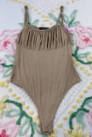 Rio of Stars Women Taupe Brown Ruched Bust Spaghetti‎ Strap Bodysuit T0506 S thumbnail 1