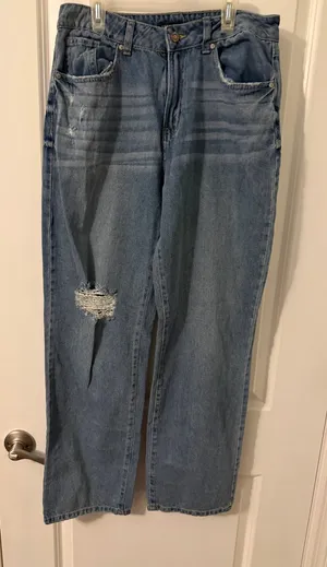 Sincerely Jules Distressed Wide Leg Jeans in medium to light wash, Sz 5/27 thumbnail 1