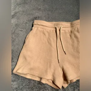 White fox boutique Tan Waffle lounge Shorts small thumbnail 2