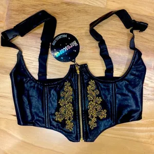 HOROSCOPEZ Bold Beauty Underbust Corset Top & Embroidered Mini Skirt Set thumbnail 3