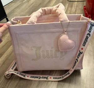 Juicy Couture Pink Velour Tote Bag Heart Coin Purse Crossbody Strap Y2K thumbnail 1