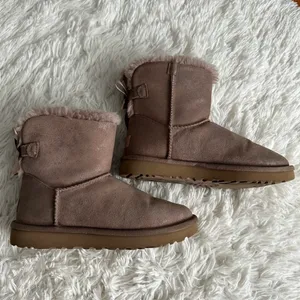 Ugg Mini Bailey Bow II Shimmer Boots Size 6 thumbnail 4