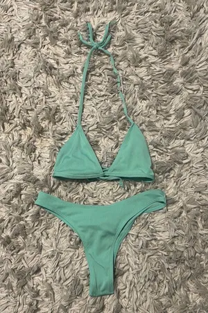 Bikini Set thumbnail 1