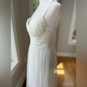 IRIS White Mesh Grecian Homecoming Dress Gown Size Medium FLAW thumbnail 6
