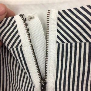 J. Crew Factory NWT $85 The Pencil Skirt in Navy & White Stripe Searsucker Sz 2 thumbnail 4