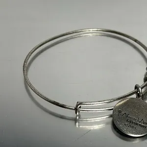 Alex and Ani Granddaughter Bracelet #47 thumbnail 3