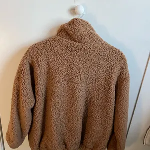 Zaful Cozy Tan Sherpa Jacket thumbnail 3