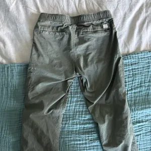 Vuori Hiking Pants thumbnail 5