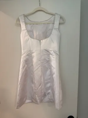 Amazon Bride dress thumbnail 4