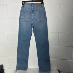 Madewell 90s Straight High Rise Jeans Medium Wash Blue Denim Size 23 thumbnail 3