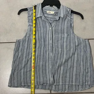 Hollister Women Gray Stripes Sleeveless‎ Button Down Shirt size L. thumbnail 6