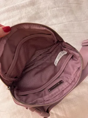 Lululemon Mauve Belt Everywhere Bag thumbnail 3