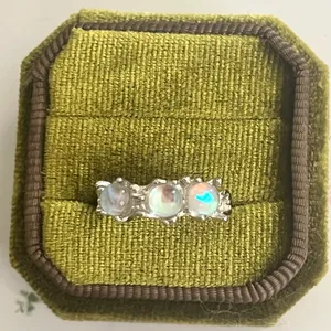 Cat Eye Gorgeous Sparkling Gemstones Stainless Steel Silver Open Band Size 6 thumbnail 2