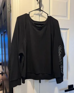Victorias Secret Crewneck thumbnail 4