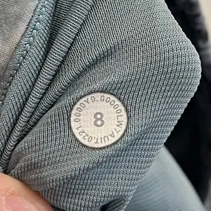 Lululemon Hotty Hot‎ Low Rise Shorts Size 8 thumbnail 5
