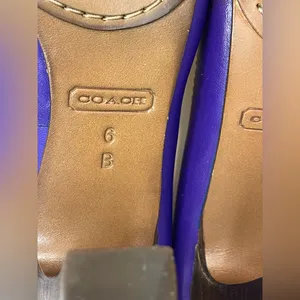 Coach Desaree Purple Bock‎ Heel Pumps Gold Hook Buckle Accent Heels Size 6 B thumbnail 9