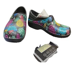 Crocs Work Dual Comfort wms paisley multicolored slip on clogs sz 6W SKU 10-124 thumbnail 1