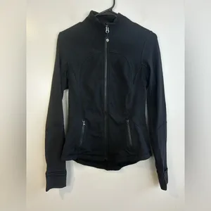 Lululemon Black Forme High Neck Zip Up Jacket w/ Thumb Holes Size 6 thumbnail 3