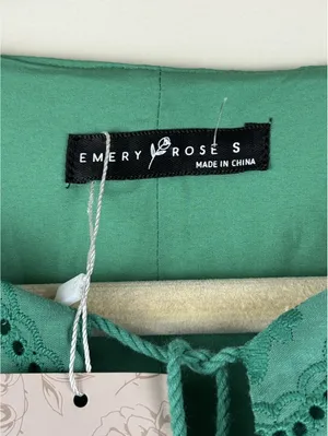 Emery Rose Green Eyelet Embroidered Babydoll Mini Dress NWT Size S Boho thumbnail 3