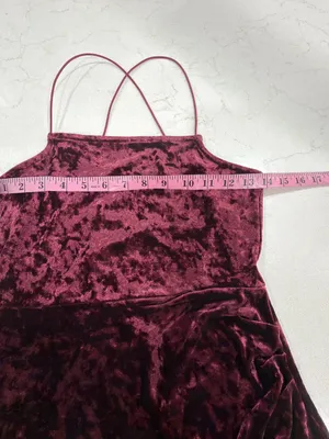 Crushed Velvet Spaghetti-Strap Midi Dress in Burgundy thumbnail 8