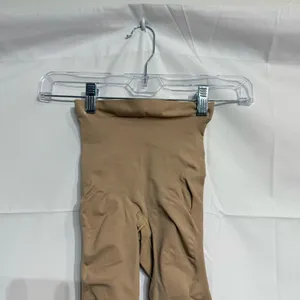 SKIMS Seamless Sculpt Mid Thigh Short Sz S/M NWOT thumbnail 3