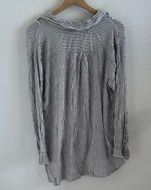 Free People One Gray and White Stripe Slouchy Pocket Top Small thumbnail 2