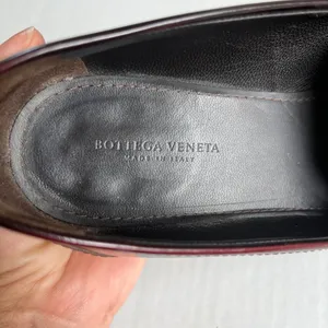 Bottega Veneta‎ Sz 35.5 Merlot Astaire Calfskin Leather Slip On Loafer Shoes thumbnail 5