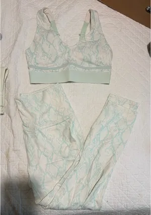 Fabletics Matching Workout Set thumbnail 1