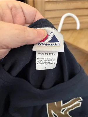 Majestic Ladies Yankees Jeter Navy Tee with Metallic Logo Large thumbnail 5