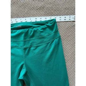 The North Face Flash Dry Women Active Wear Capri Leggings Green‎ Size Small thumbnail 6