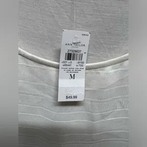NWT Ann Taylor‎ medium tee thumbnail 4