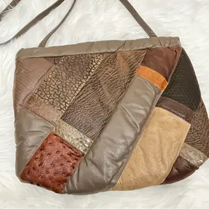 Opulent Containers Vintage 90’s/Y2K Patchwork Leather Embossed Purse Brown thumbnail 2