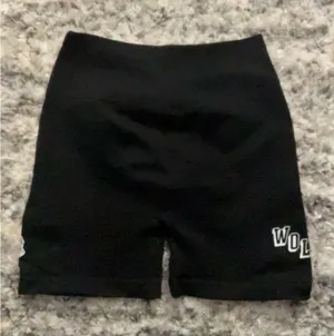 Alphalete Darc Sport Shorts thumbnail 1