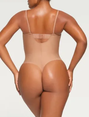 Skims Bodysuit thumbnail 2